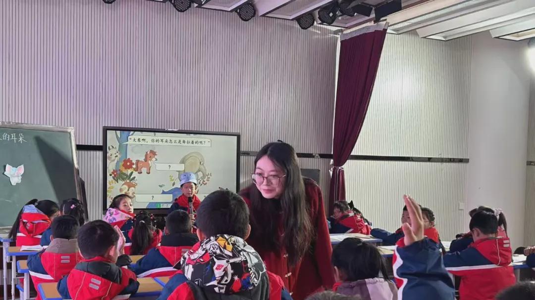 信阳市羊山实验小学：织梦童话课堂 深耕语文素养