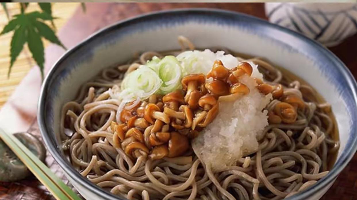 这碗荞面的劲道，配汤我能连干三碗