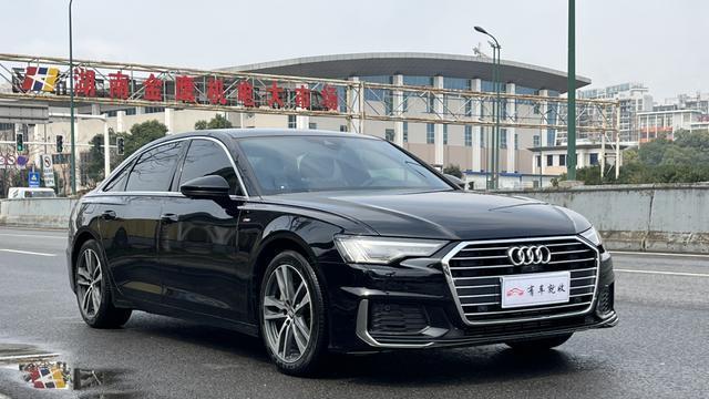 20万出头的奥迪A6L，7.9秒破百，适合家用吗？