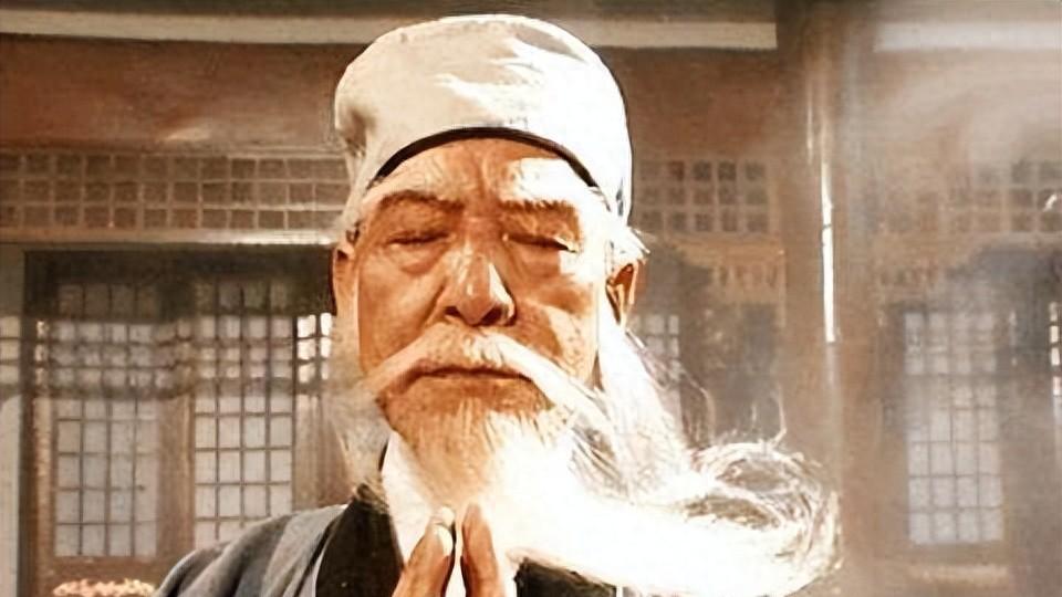 扫地僧并非天龙第一人，他藏身少林43年，为了躲一位强敌