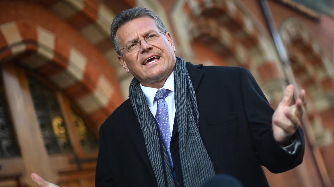 欧盟双线博弈求平衡 贸易代表穿梭外交寻出路