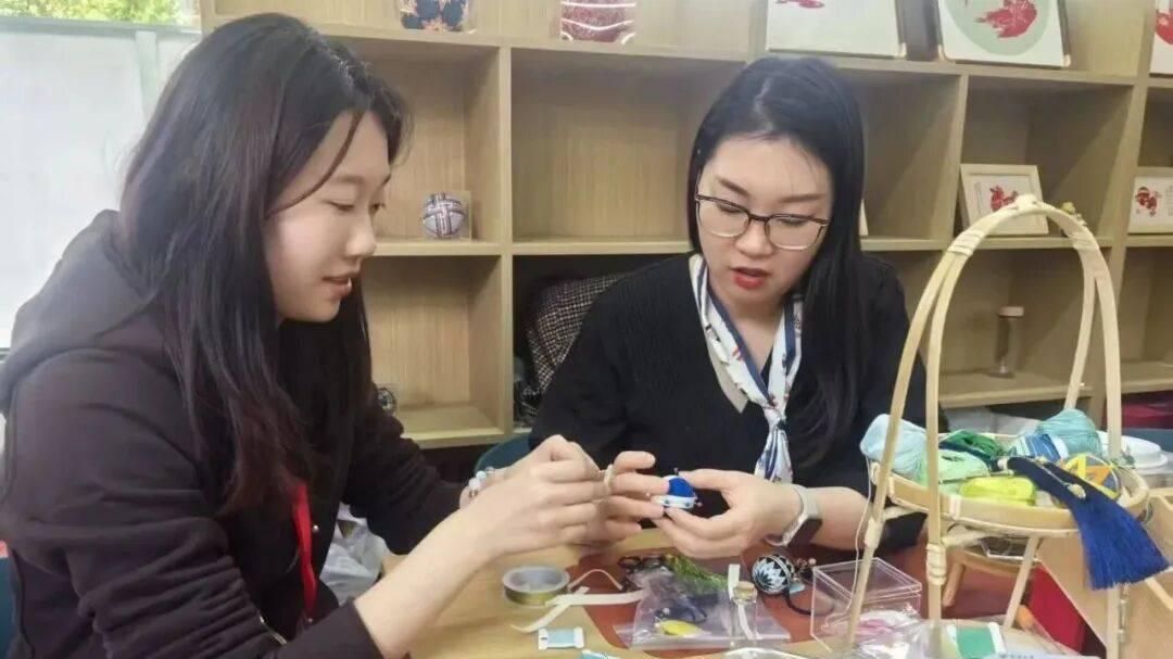 汴梁头条|郑州大学迎来非遗展示与国际大赛双盛宴