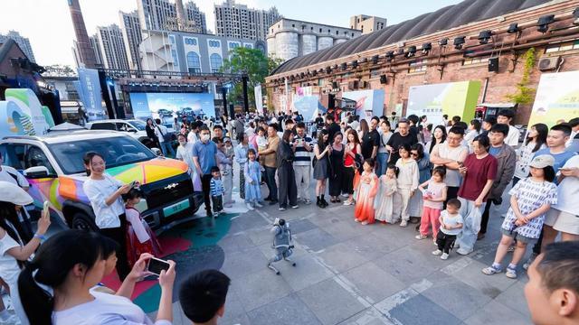 18个月狂飙10万台！郑州骄傲方程豹凭啥成新势力黑马？