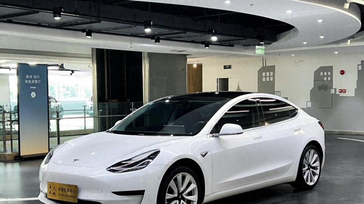 纯电出行新选择：2019款特斯拉Model3，一手车况仅售11.98万！