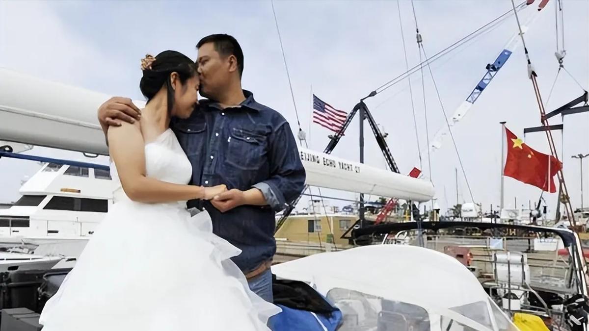 “最会玩”的夫妻：卖光北京家产周游世界，8年后回家发现竟赚2亿