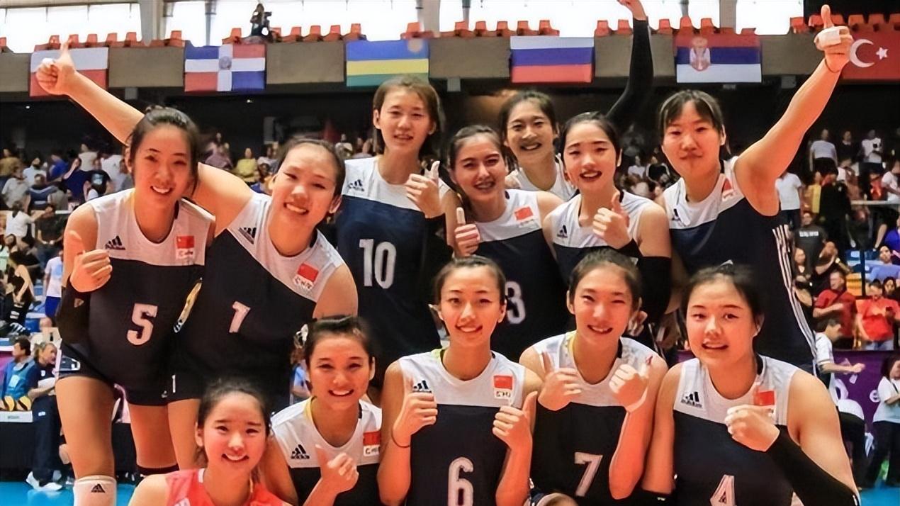 天津青年女排逆势上扬，惜败江西队！朱航霆李晨瑄都有培养价值