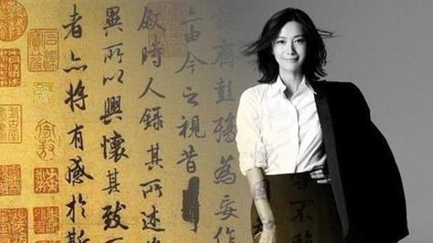 徐静蕾：19岁起没断过男朋友，49岁还未婚，是对父亲的“报复”