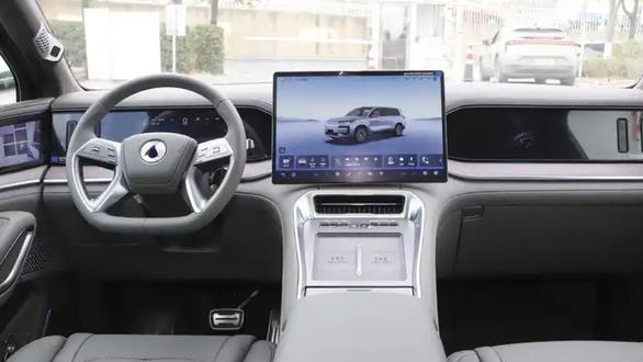 腾势N9黑武士版正式上市，搭载智能四驱系统，能否助力品牌销量提升？