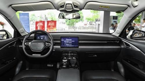 新车  增小蓝灯现款7.98万元起售 2025款五菱星光将于上海车展首发