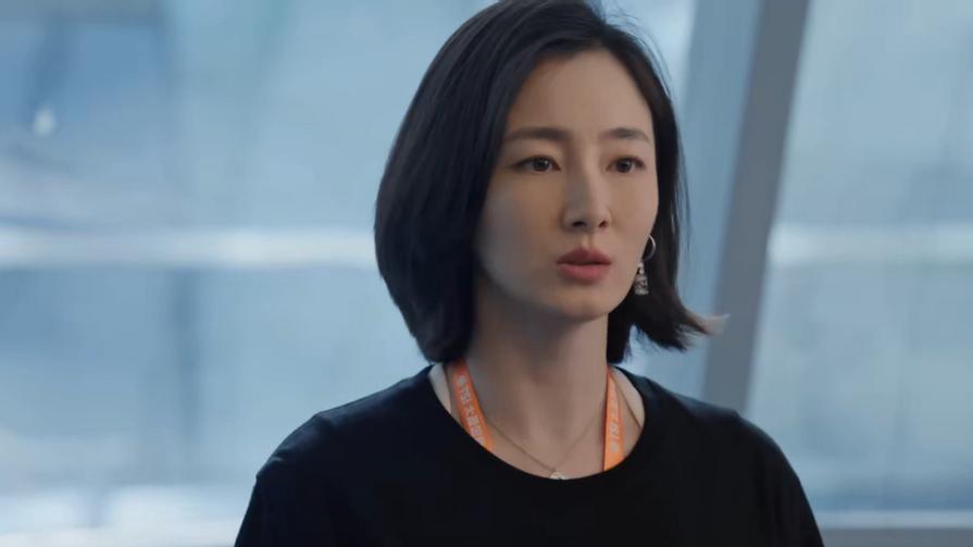 《蛮好的人生》直到李青青当众羞辱唐玲，才知，胡曼黎为何要离开