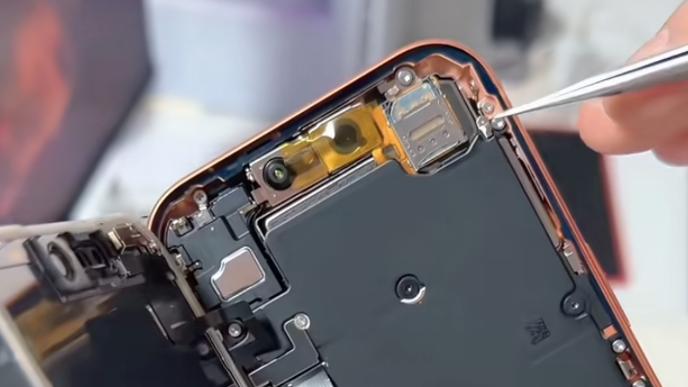 华强北颅内置双卡“不去皮”方案！极简终极版本自动限位，双卡老司机可上~