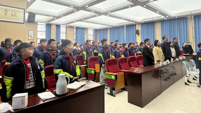 少年法庭青春护航——阜南五小模拟法庭：以法治之力筑牢成长根基