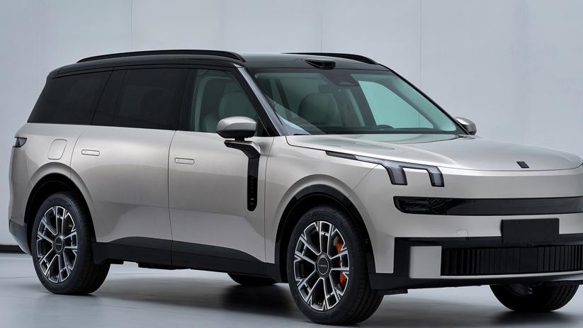 领克900旗舰SUV展车到店：车长超5.2米，二季度上市