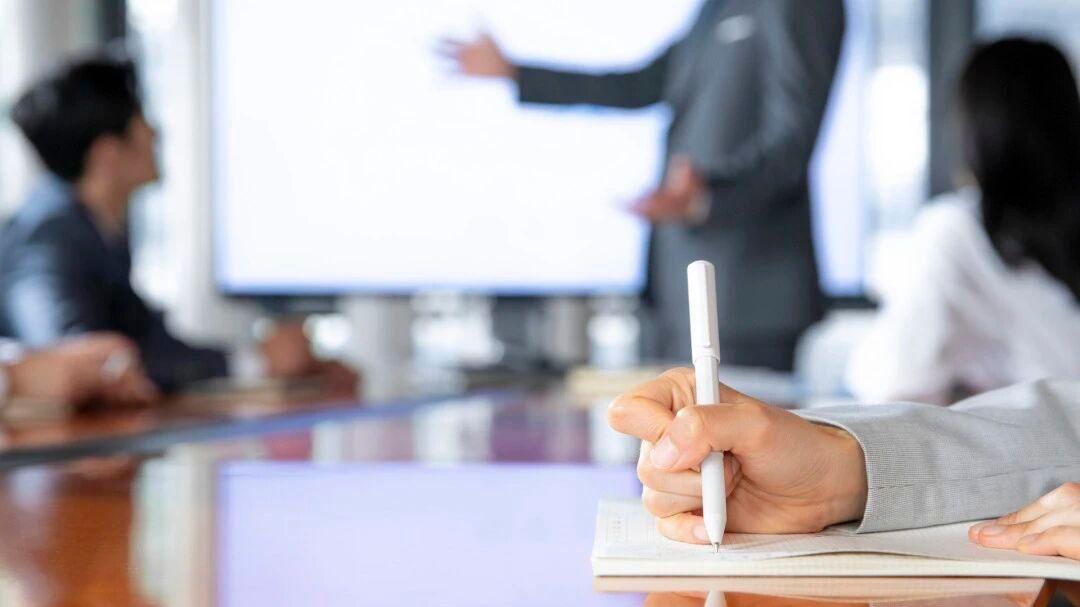 劳务派遣与人事代理哪个好？