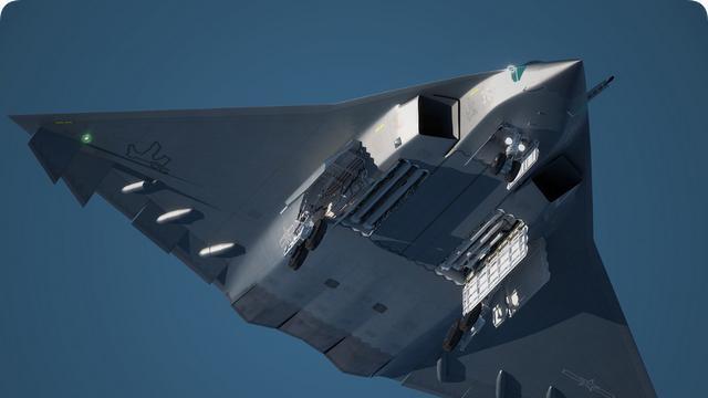 歼36成都超低空飞行，机库尺寸和镜面涂层细节被深挖