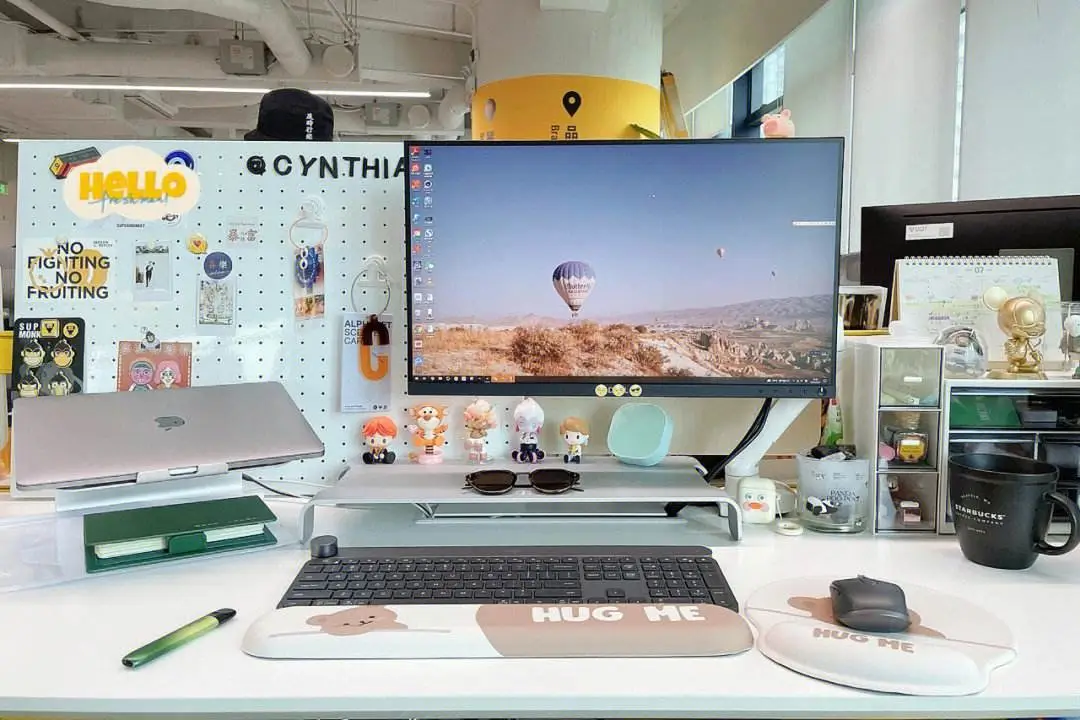 表姐40岁，华为工作11年，创业5年，最好的时候年入300多万，如今成了单亲妈妈，被小9岁的“Z男”