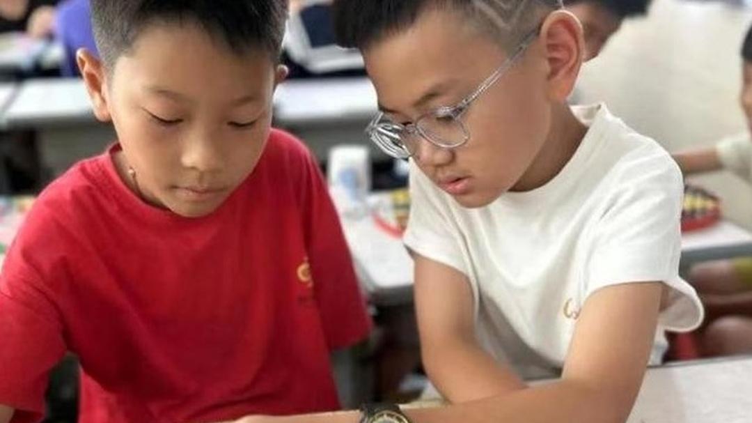 宝宝爱哭闹不止影响休息？探寻哭闹根源所在，给予贴心关怀照顾