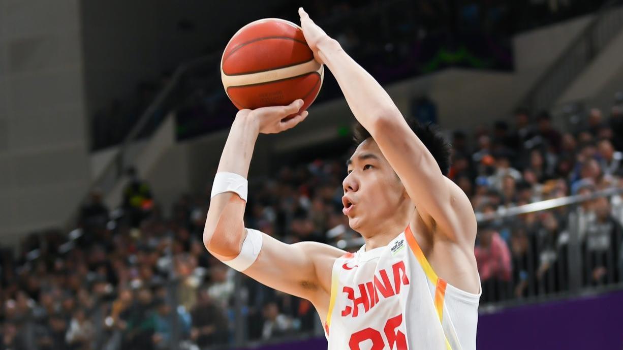 浙江广厦106：102胜山东，首发5人得分都上双 ，赛后收2个好消息！