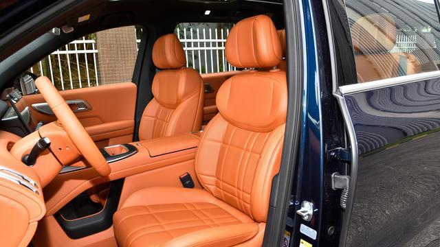 都是六座SUV，深蓝S09和魏牌蓝山该怎么选？看完这些就知道了