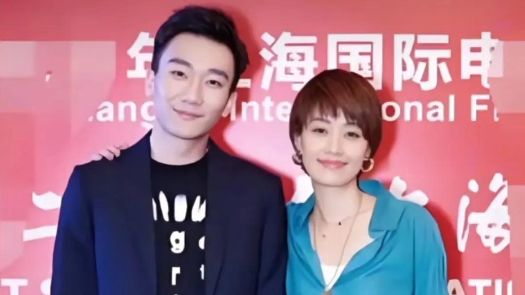 姚笛文章事件六年后：两副碗筷，双手空空，他们的故事还没结束？