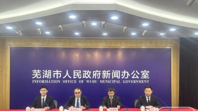 网约车 “年龄松绑” 潮来了，芜湖新规放宽年龄限制至63岁