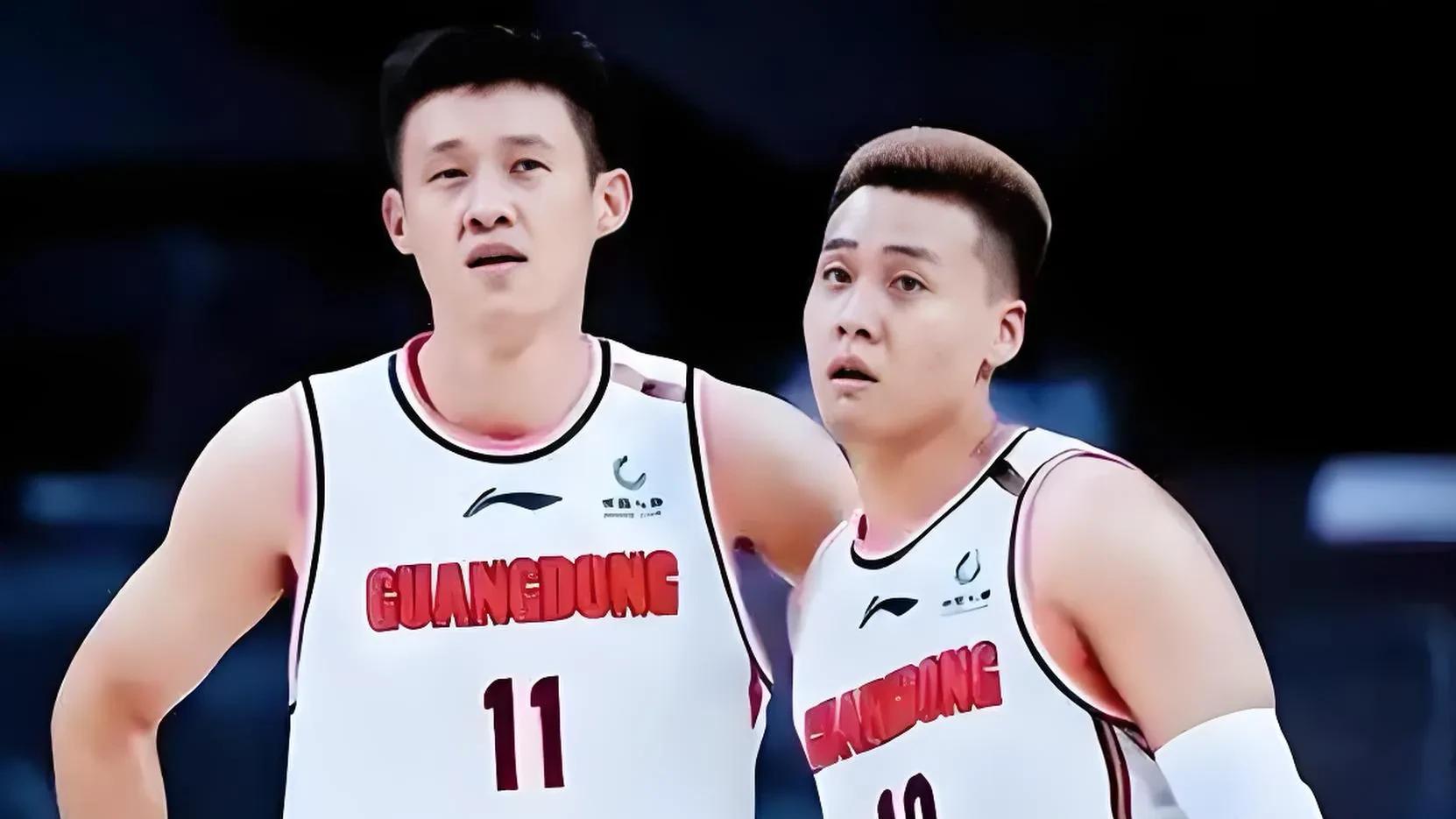 周鹏暴走挥拳+锤头原因找到，对手阴招太脏，替赵睿出头？