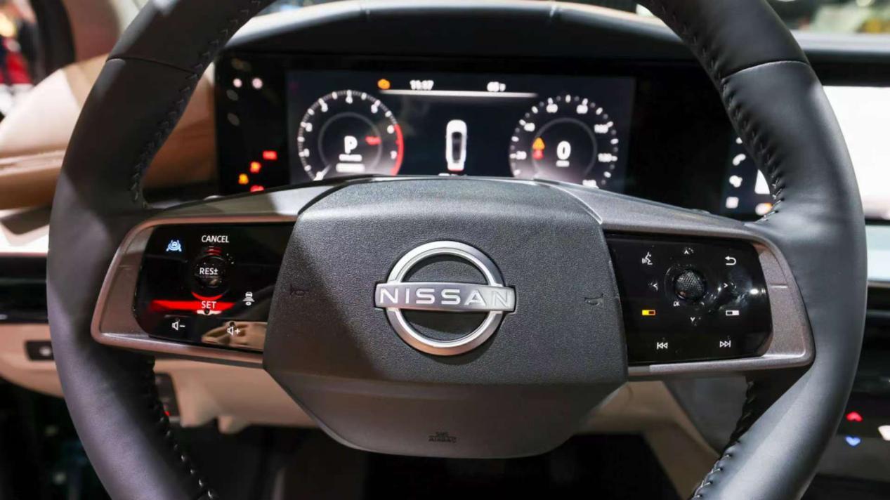 新一代日产楼兰海外上市，换装双联屏+2.0T动力，若国产你会买它吗？