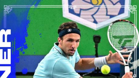 跨国表兄弟会师决赛创历史！梅德维德夫1-2被逆转出局，无缘决赛