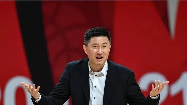 12人轮换12人出场时间超过13+分钟也只有广东队了！