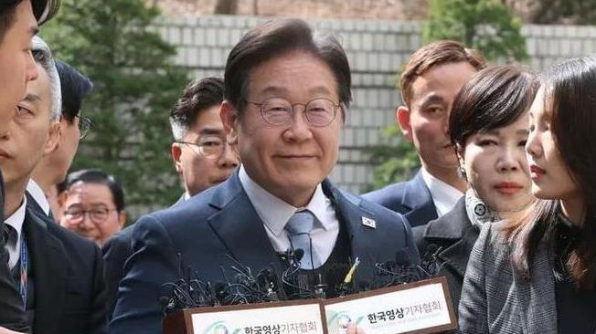 尹锡悦必须罢免，文在寅遭清算，李在明乱了阵脚