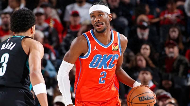 NBA实力榜大洗牌！雷霆登顶活塞黑马逆袭，快船倒数哈登独木难支