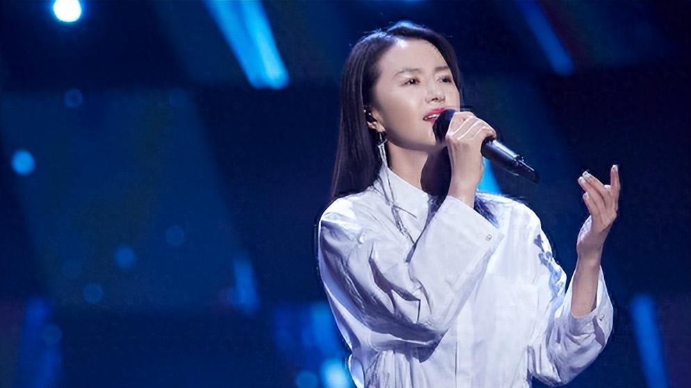 从酒吧驻唱到摇滚天后，她如何收获5600米雪山的爱情