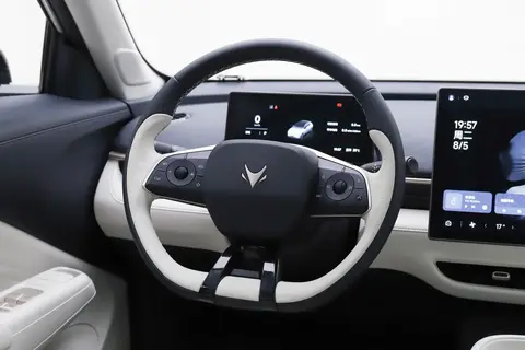 预算不到10万，选车就要选全能的，极狐T1值得拥有！