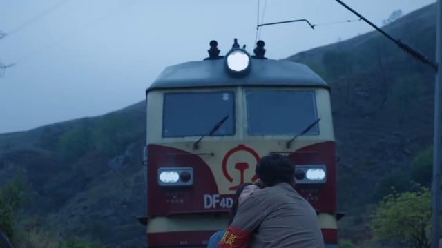《驻站》大结局：郑义就算自杀，也不说偷盗的秘密，究竟为什么？