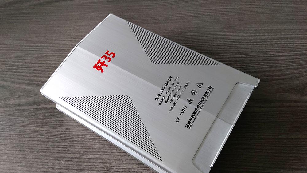 名锦坊| 雪地里用户外电源，隔热垫到底要不要垫？