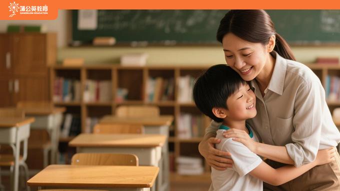开学倒计时，家长纠结的“影子老师选择难题”，其实都绕不开这一点