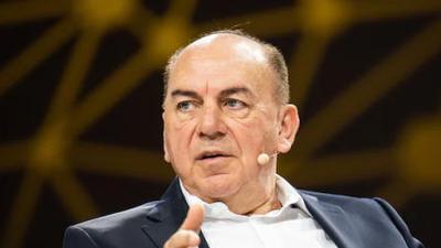 从工业革命到AI革命：历史会重演不平等悲剧吗？