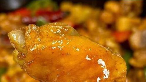 黄焖鸡米饭：揭开这道家常菜的美味奥秘