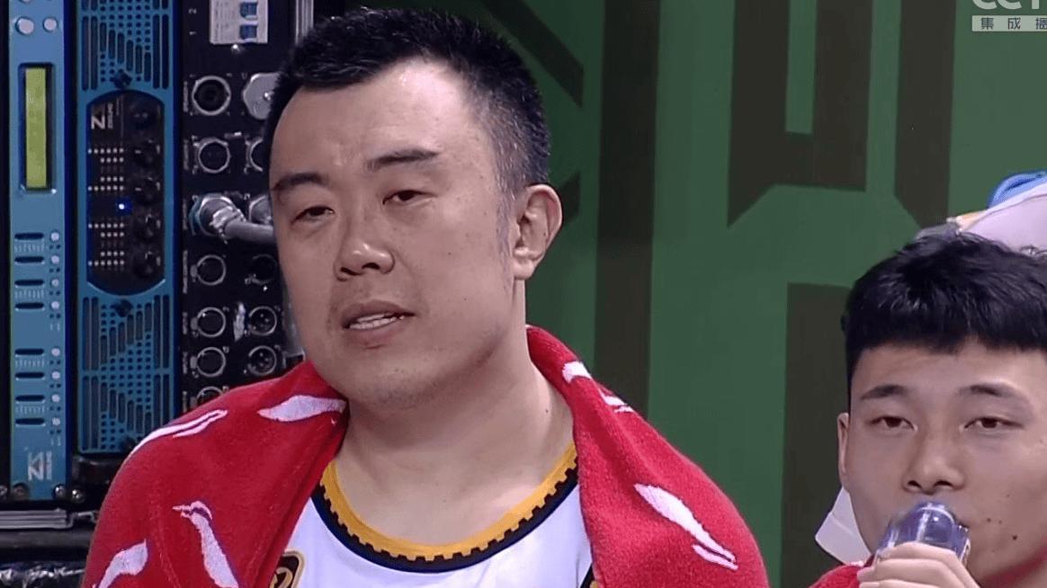 杨鸣刷新下限！5项罪状浮出水面，五上五下单外援，迷信110岁三老