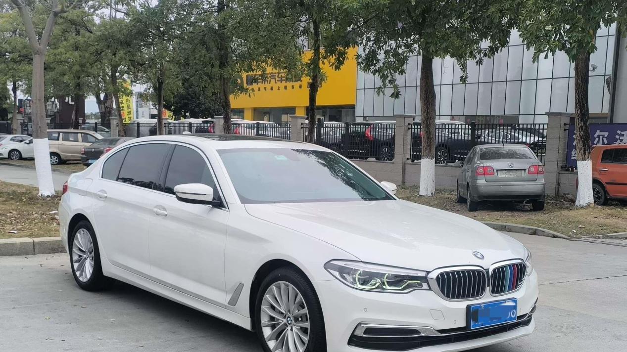 豪华不失操控，优雅亦可运动——二手宝马530Li领先型豪华套装
