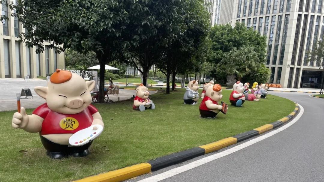 重庆光电园的夹角处，有家曾经知名的互联网企业