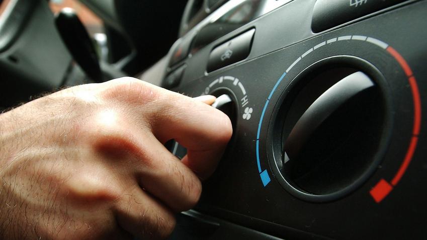 新能源汽车在冬季比油车的好处，新能源车主要笑了