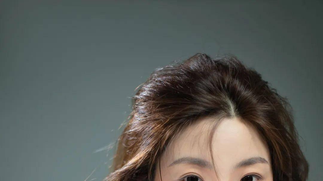 歌手汪倩云最新催泪单曲《秋恋》正式全网上线，吟唱“爱而不得”的刻骨铭心