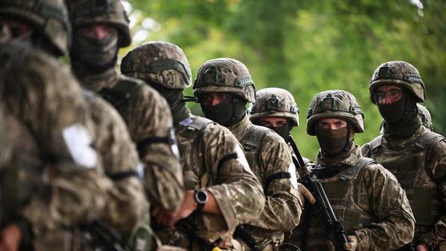 乌克兰混得众叛亲离，两个邻居拒绝制裁，“原谅俄罗斯”气坏基辅