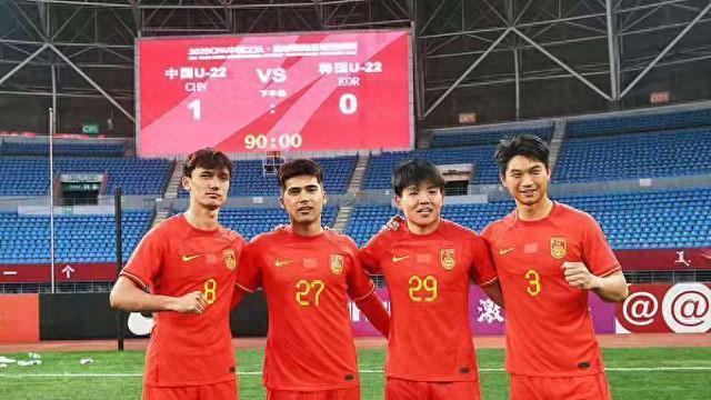 韩国U22惨遭中国绝杀！主教练发布会甩锅，韩国球迷破防了