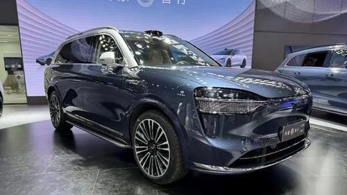 太惨了！3月大型SUV销量榜，问界M9夺冠，宝马X7第6，世极第21名