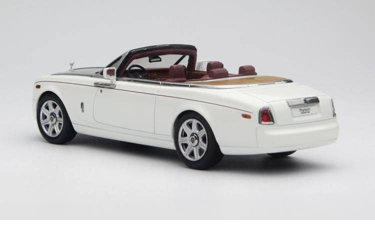 这样开车简直时太可怕了！大错特错！