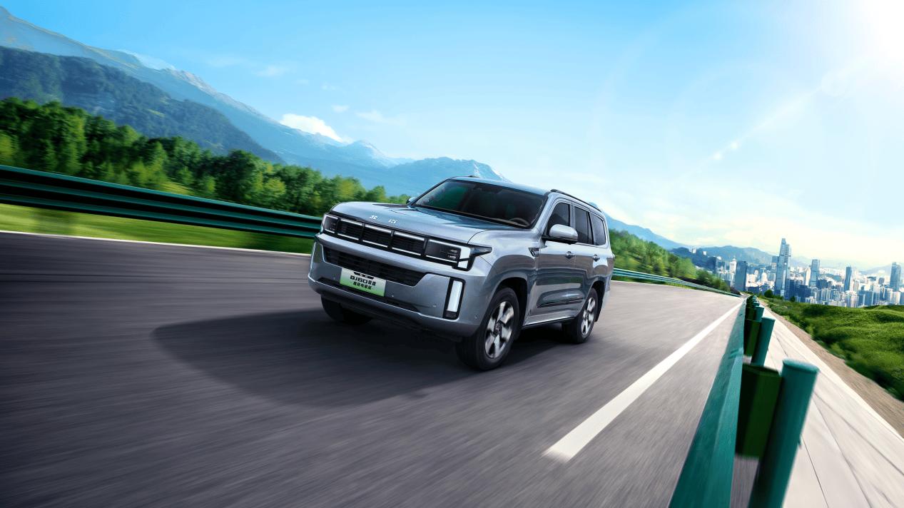 BJ40领衔六月硬派越野销量，北京越野金融钜惠点燃暑期出行热潮