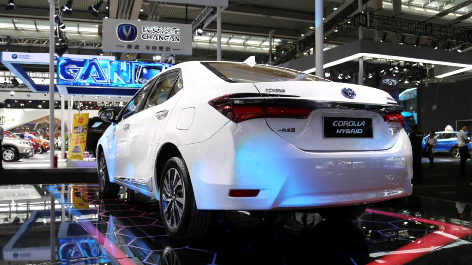 一汽丰田开启直销模式 卡罗拉双擎杀入一口价赛道 “万辆俱乐部”又稳了？