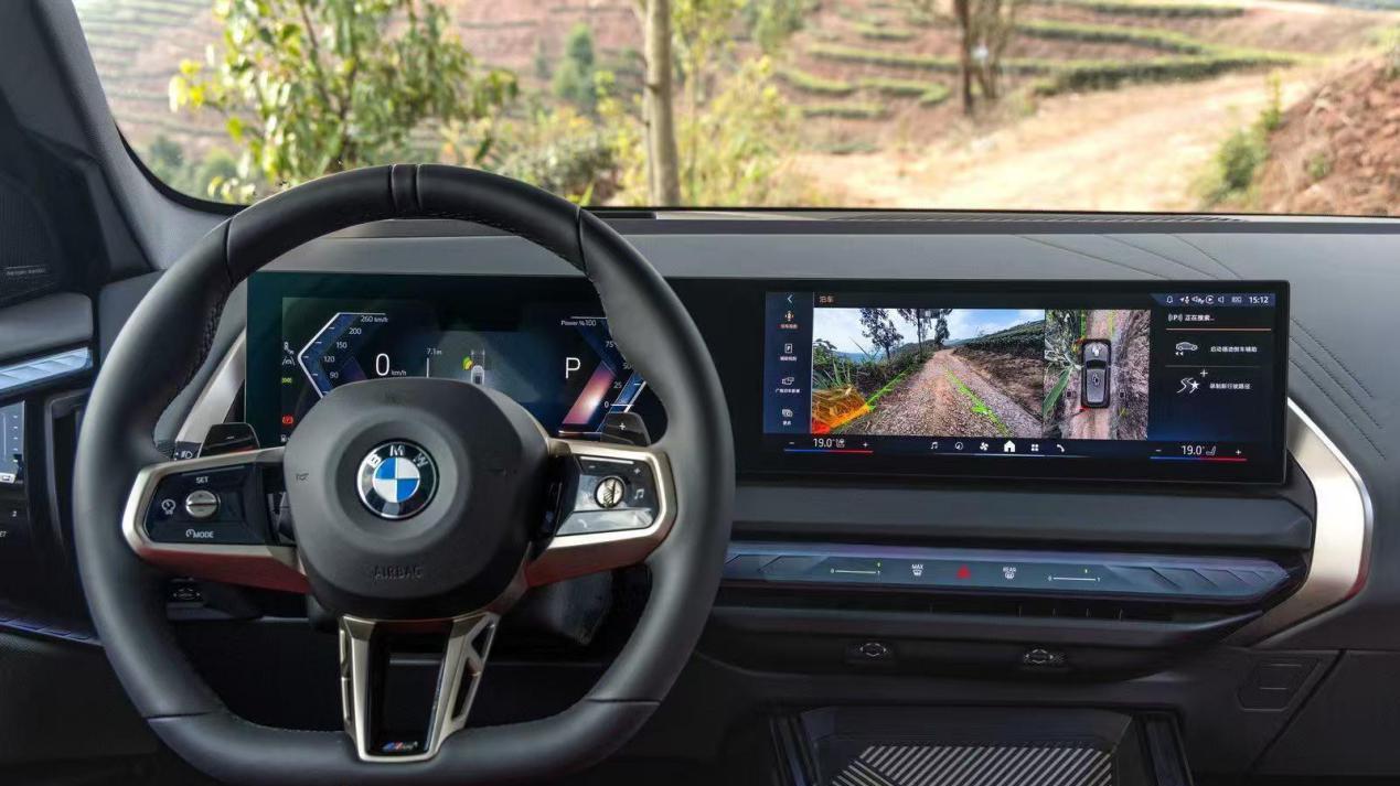 雨林中的全能座驾：试驾全新长轴距BMW X3